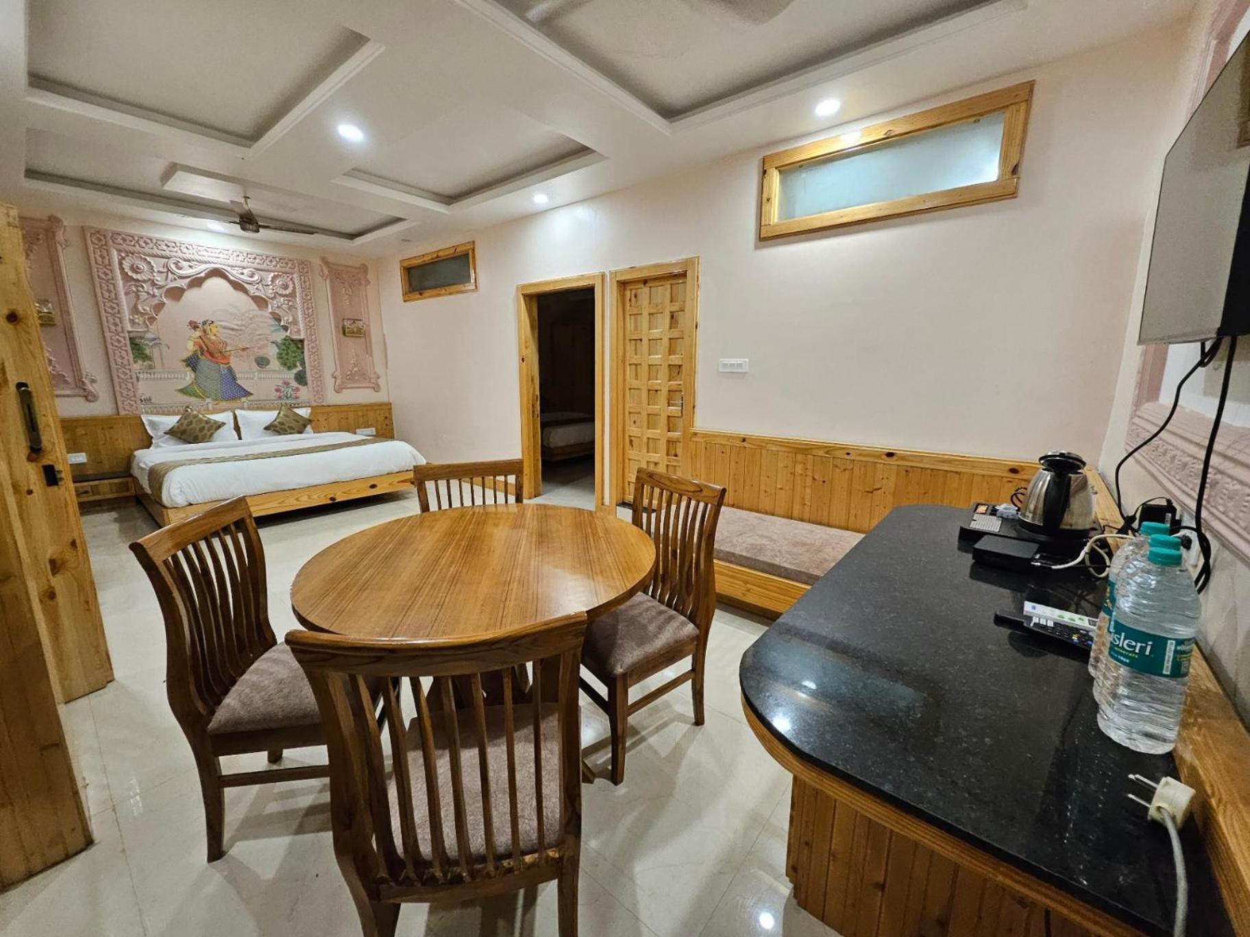 The Mewar Palace And Resort Shivpuri  Экстерьер фото