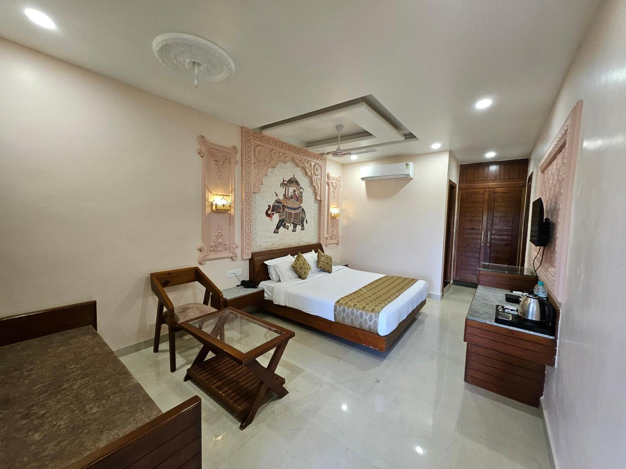 The Mewar Palace And Resort Shivpuri  Экстерьер фото